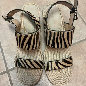 Banana Republic Espadrille animal print size 10